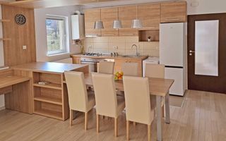 Apartament 2 camere decomandat, luminos, 58 mp + 2 balcoane + parcare. - Poză 2