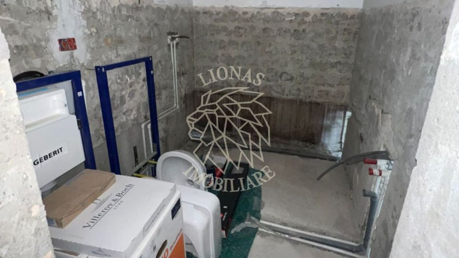 Apartament de vânzare 2 camere Gherla zona Centrala - Poză 3