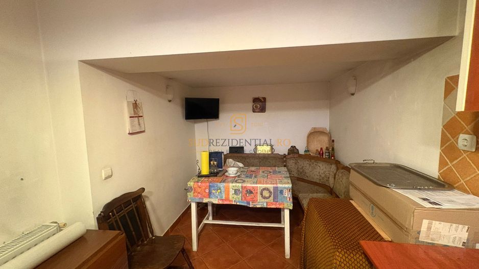 Casa individuală, 166mp, 7 camere, acces metrou C. Brancoveanu - Poză 5