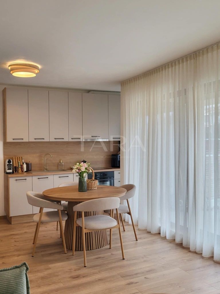 Apartament elegant 3 camere, zona Borhanci - Poză 2