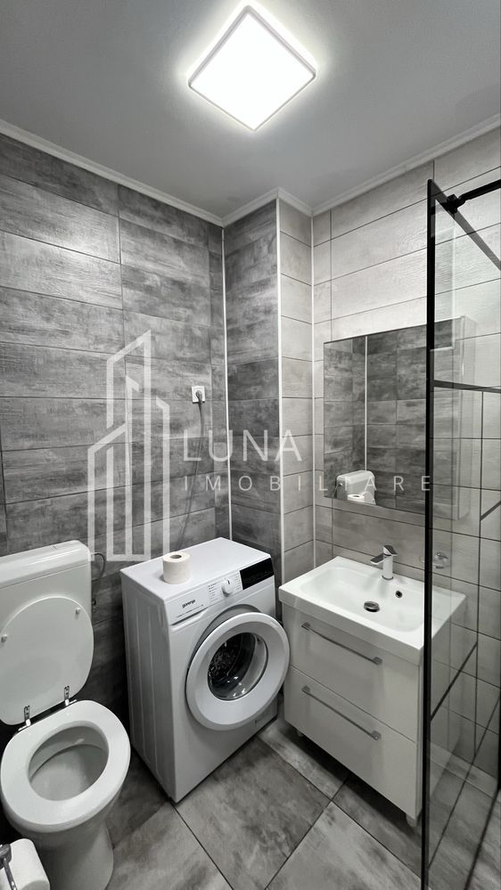 Piața Sfatului – apartament elegant, complet renovat și utilat - Poză 7