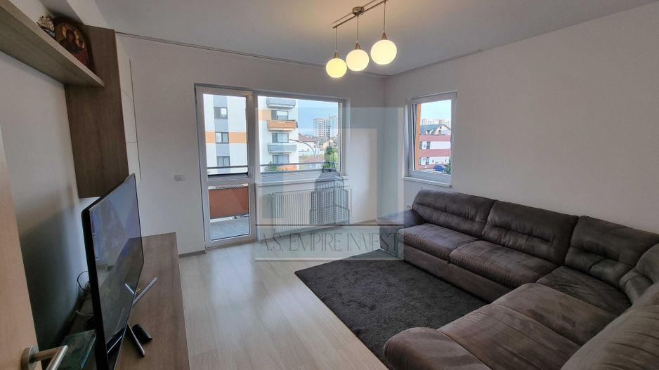 Apartament 3 Camere +Loc de parcare - zona Tractorul/Grandis Residence - Poză 2