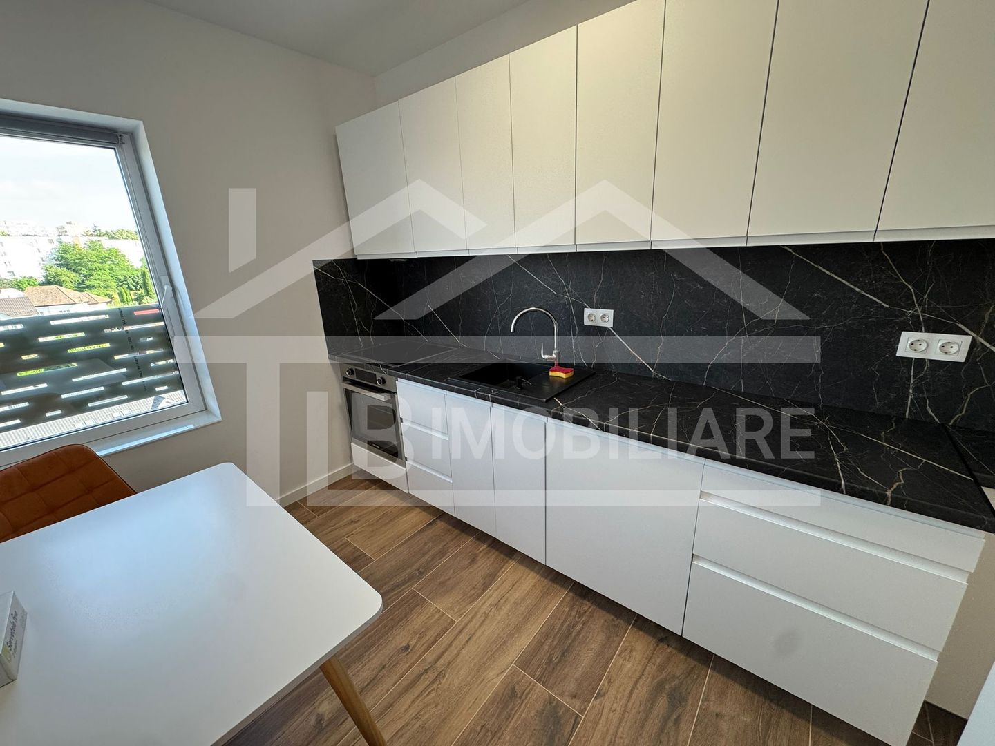 Apartament cu 2 camere, 55mp, parcare, Zona Vivat Residence - Poză 8