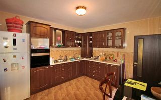 Vânzare, casă, 5 camere, Valea Adâncă - Poză 3