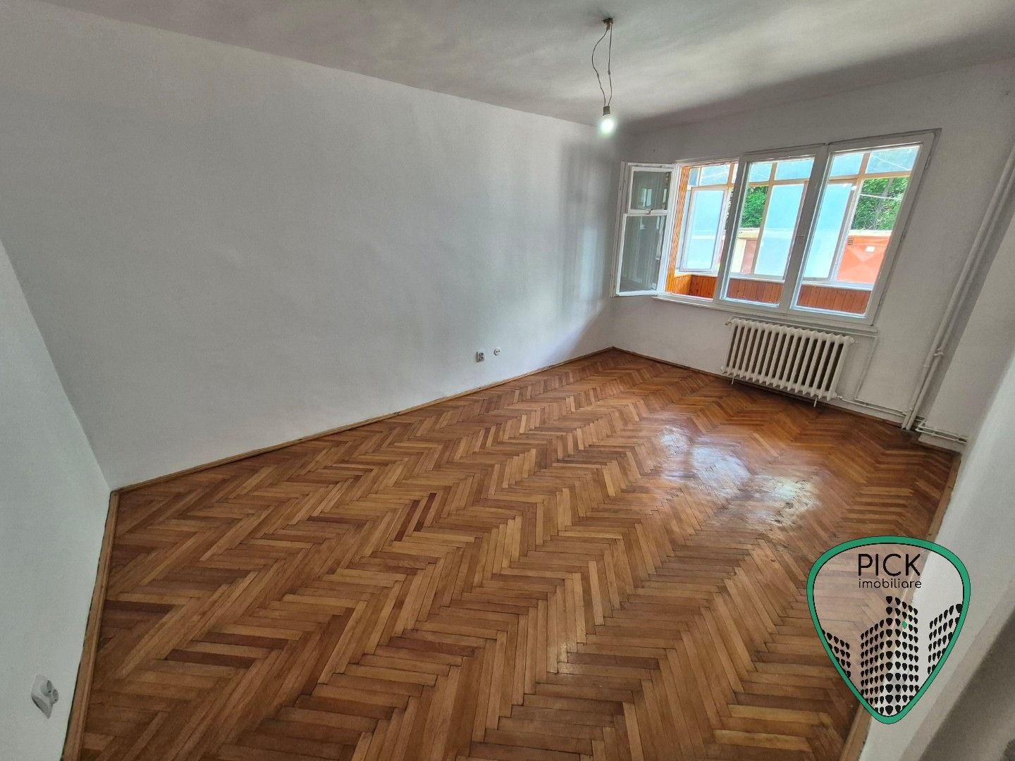 P 1232 - Apartament cu 2 camere în Târgu Mureș, Tudor, Cutezanței - Poză 1