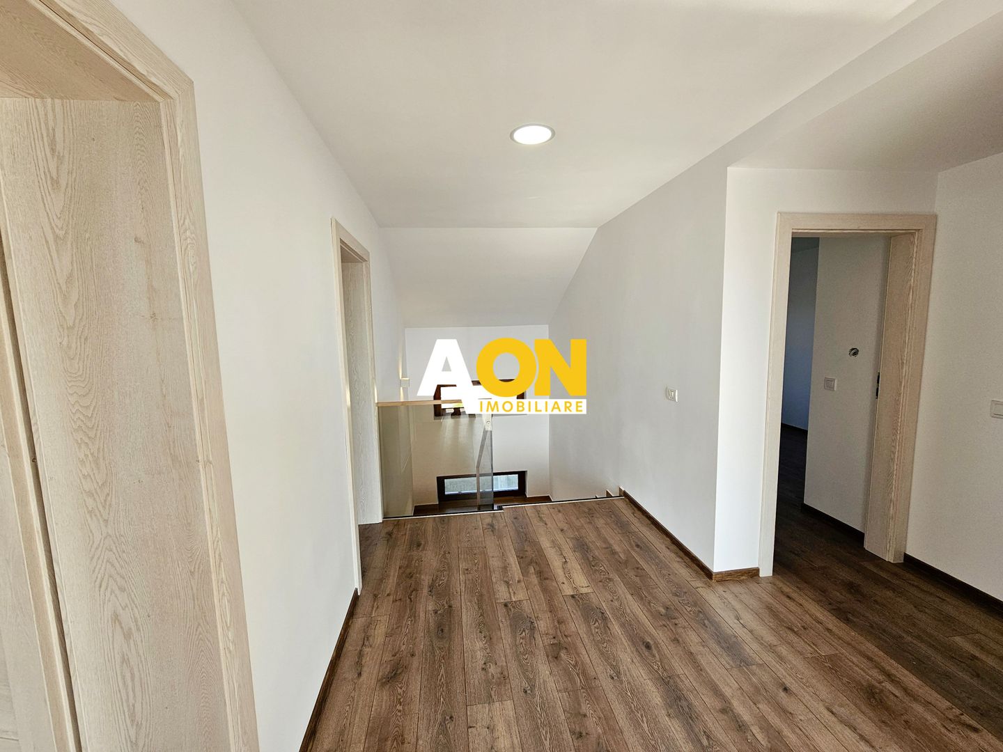 1/2  Duplex, 190 mp utili, 300 mp teren, Alba-Micesti - Poză 18