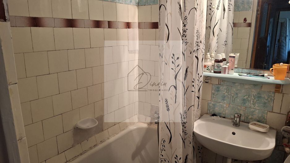 Apartament 4 camere de vanzare Titan Ozana I etaj 4/4 - Poză 10