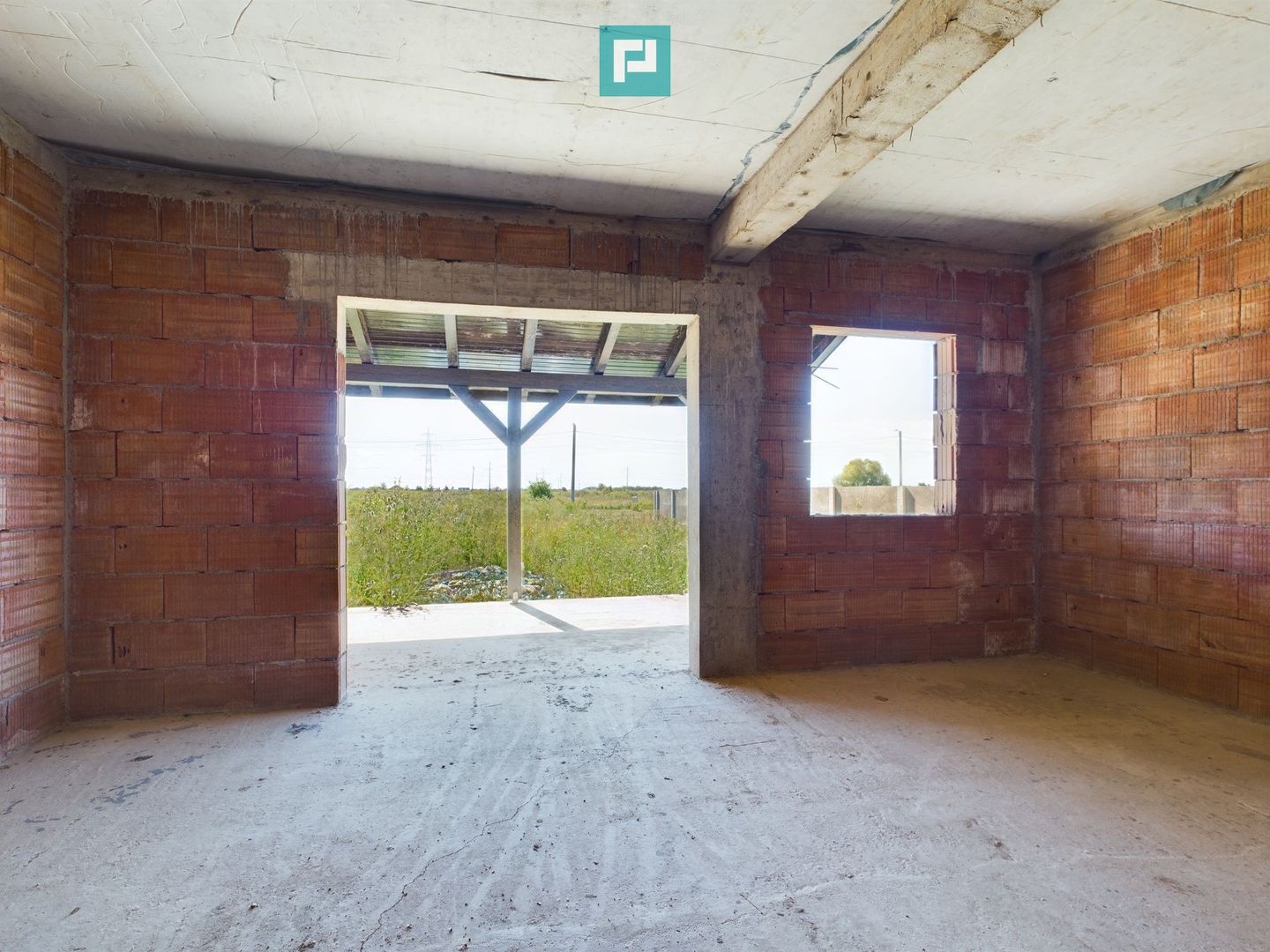 Duplex în Moșnița Nouă, în spate la Castel - Poză 14