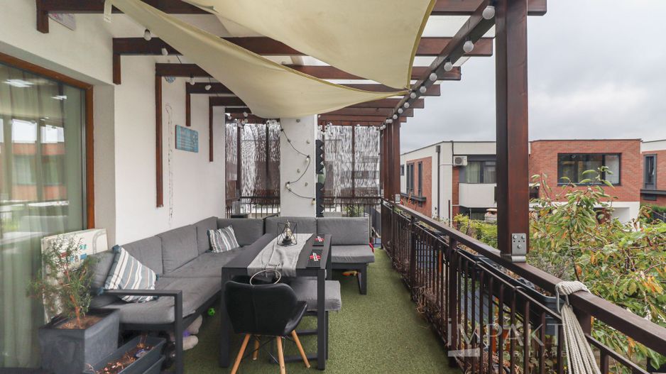 Apartament spatios cu balcon si terasa, complet mobilat, Europa! - Poză 17