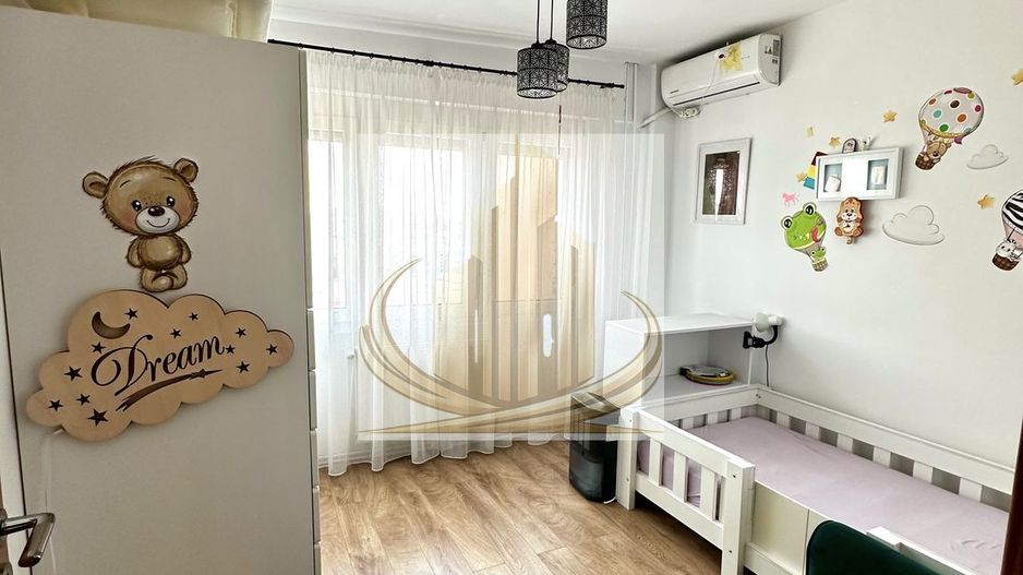 Apartament cu 4 camere si 2 bai | 84 mp | decomandat | zonă centrală - Poză 3