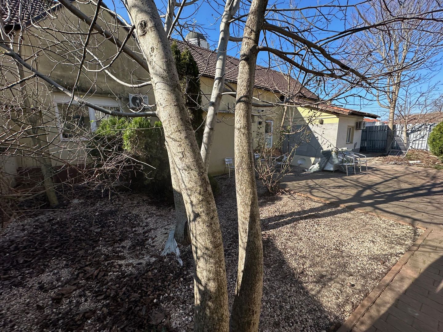 Spatiu de birou cu curte și anexa zona Badea Cartan - Poză 13