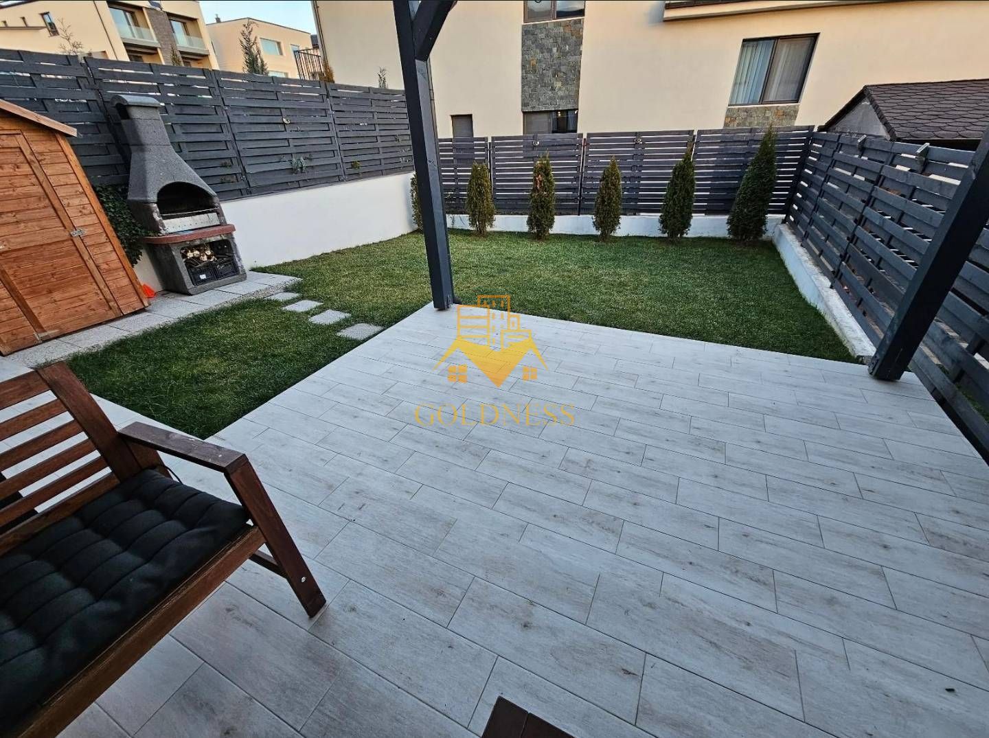 Casa individuala, 4 camere, parcare, 120mp,300mp teren,cartier Voronet - Poză 1