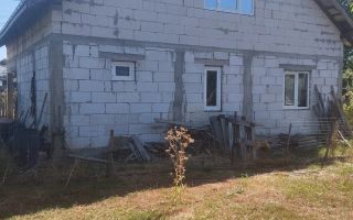 Casă la roșu cu garaj și teren 600 mp în Cartierul Aerodrom, Pașcani - Poză 4