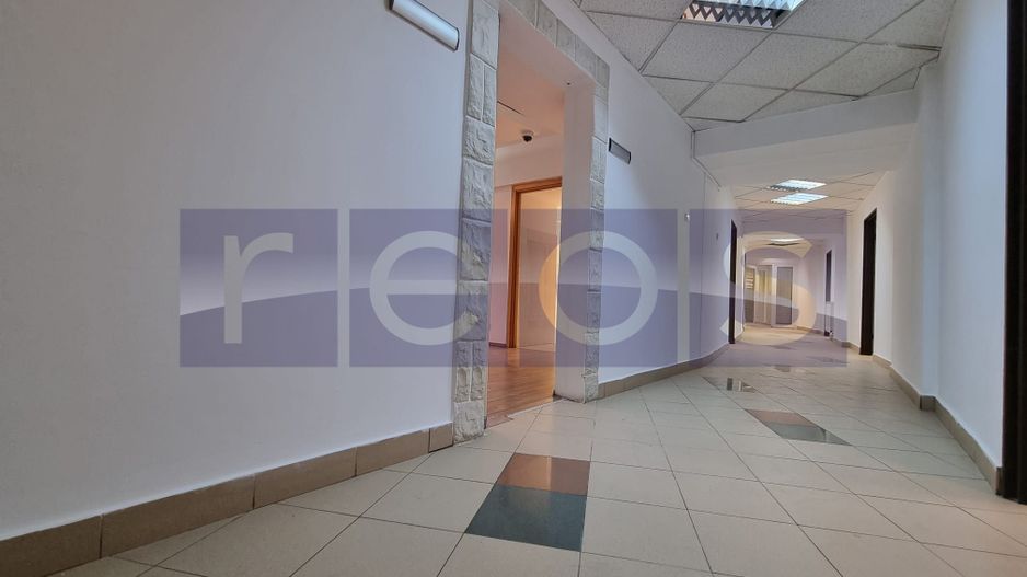 VANZARE SPATIU COMERCIAL | 15 CAMERE | ZONA UNIRII - Poză 22