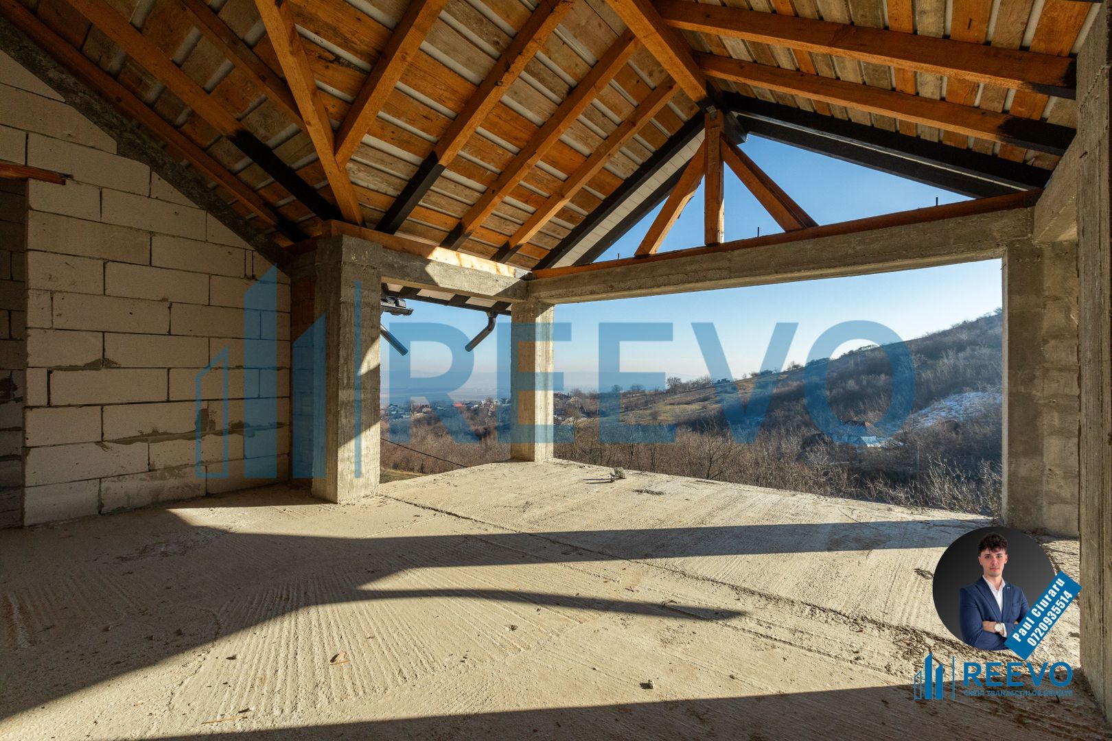 Pensiune/Vilă la roșu P+E+M în Sărata - Poză 25