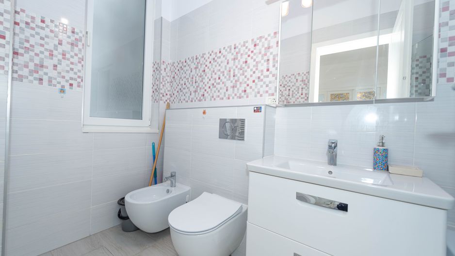 Apartament de inchiriat, 137 mp, central, curte proprie - Poză 11