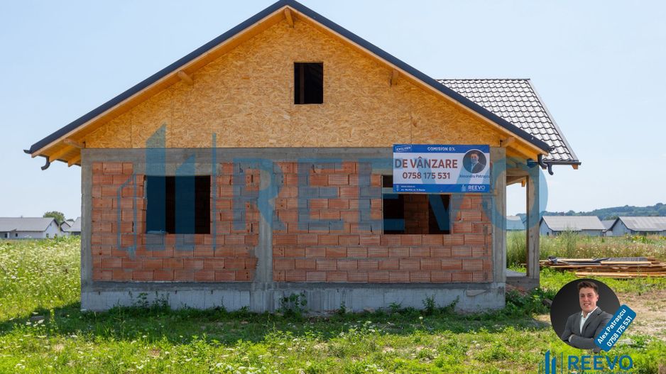 Casă la roșu, Hemeiuș ! - Poză 1