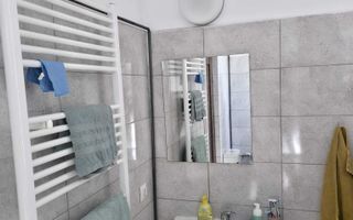 Vă oferim spre vânzare un apartament cu 3 camere în Florești. - Poză 7