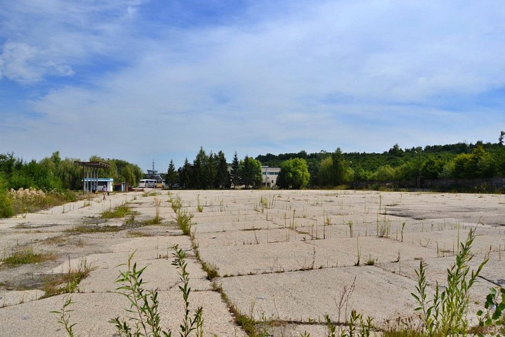 Mioveni - Hala, birouri, anexe, platforma De Inchiriat - Poză 11