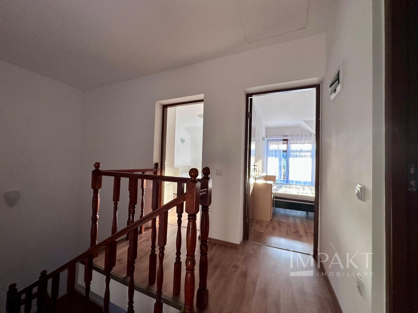 De inchiriat apartament 4 camere, 120 mp, terasa 45 mp, Buna Ziua - Poză 5