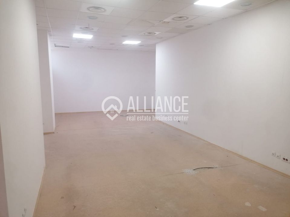 DACIA (COD10) - Spatiu comercial de inchiriat 223 mp utili - Poză 10