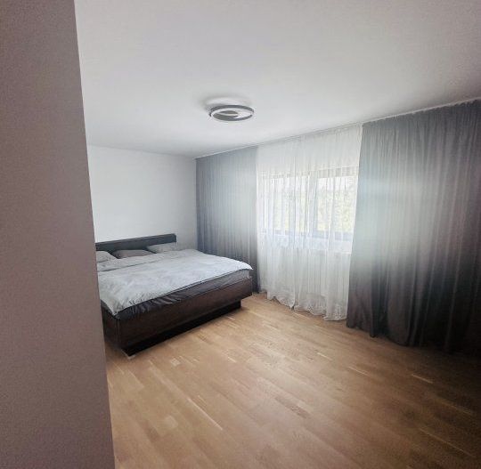 Vila cu ieşire la lac - Poză 6