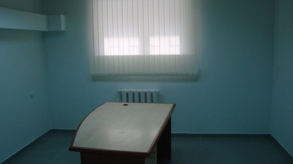 Vânzare oficii la parter, 200mp, perfect pentru magazin, atelier, frizerie, salon cosmetologic, masaj, dentist - Poză 6