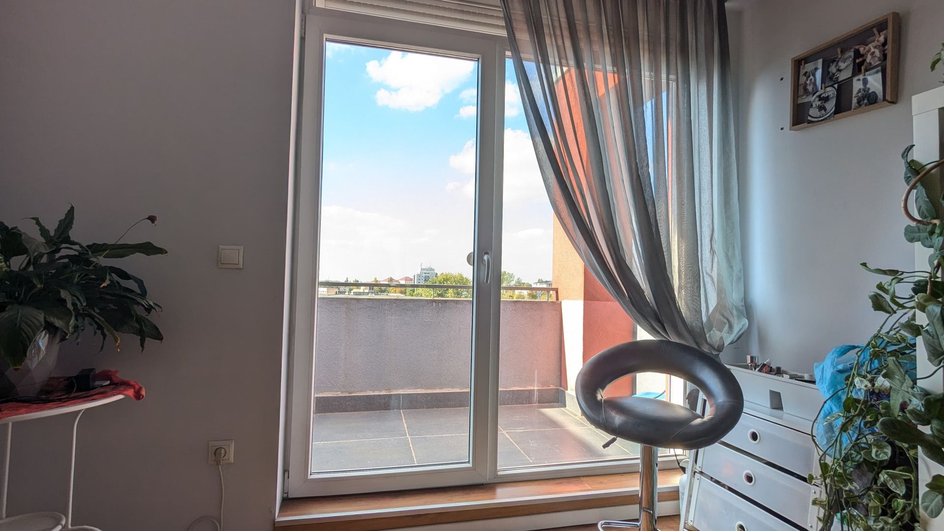 Apartament spatios 100 mp cu lift si 50 mp de terase - Poză 24