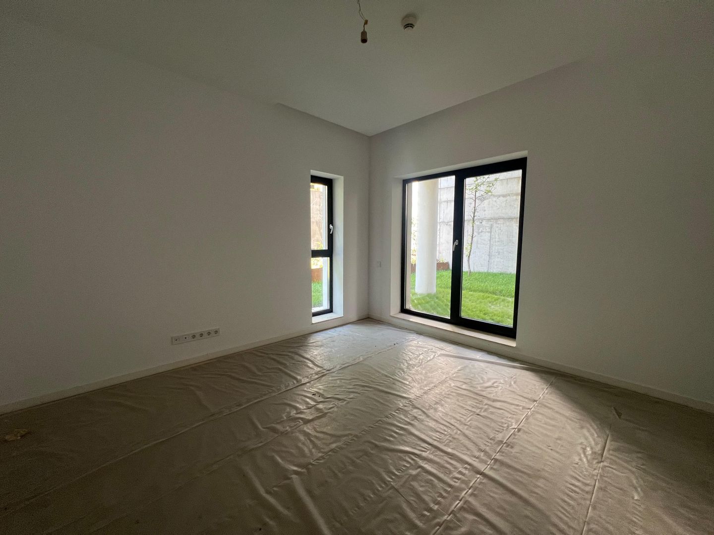 Apartament 2 Camere Premium | Curte 130 mp | Zona Centrală - Poză 6