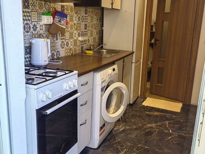 Casa cu doua camere, mobilata si utilata, zona centrala - Poză 5