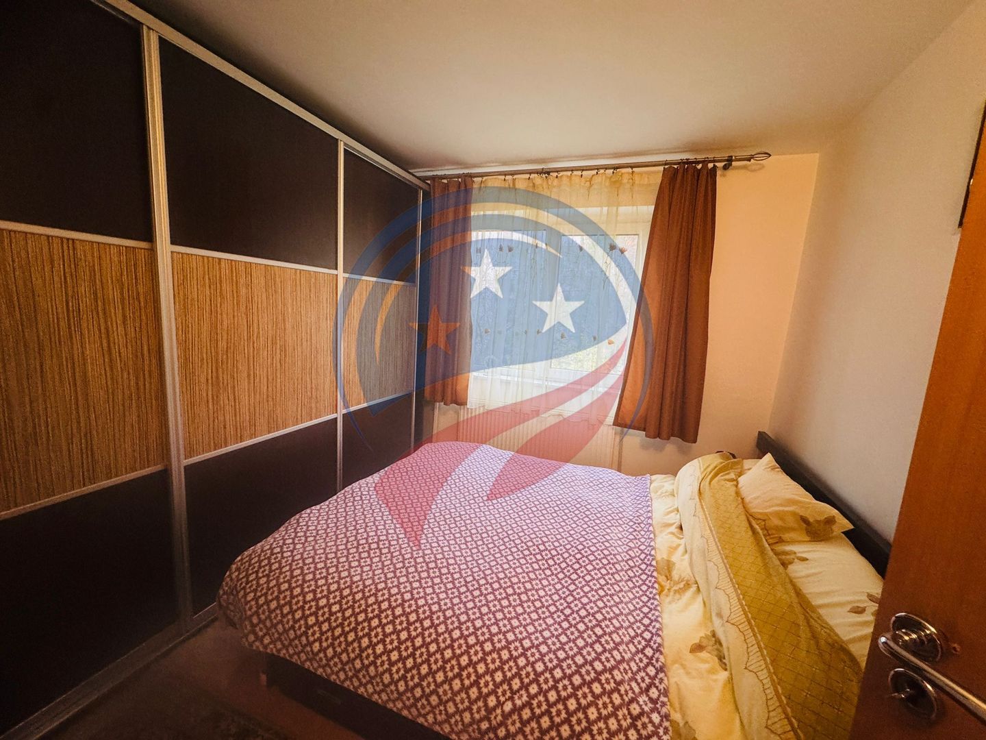 Apartament 4 camere semidecomandat - Poză 6