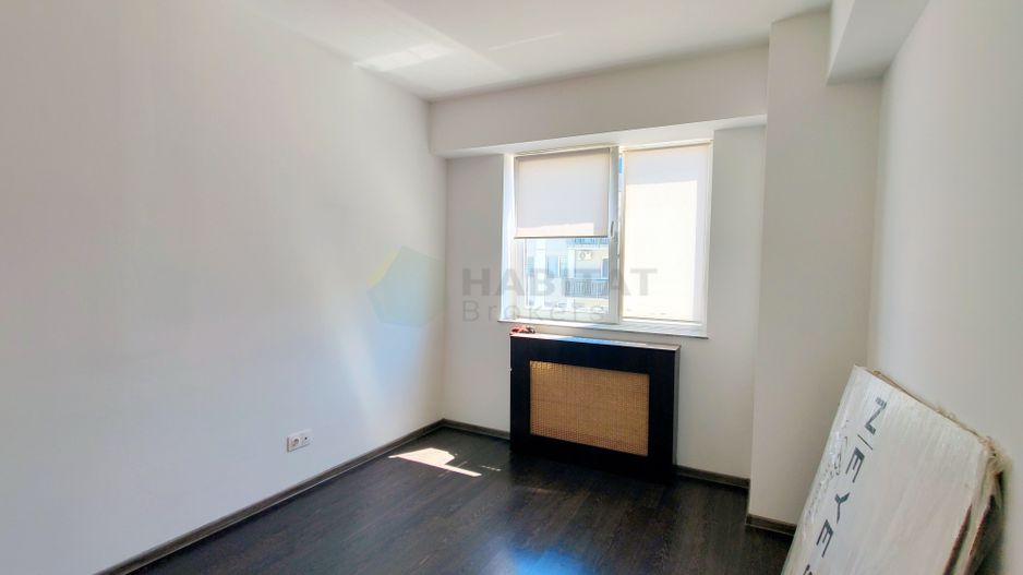 Decomandat, doua bai, loc de parcare in subteran, disponibil imediat - Poză 14