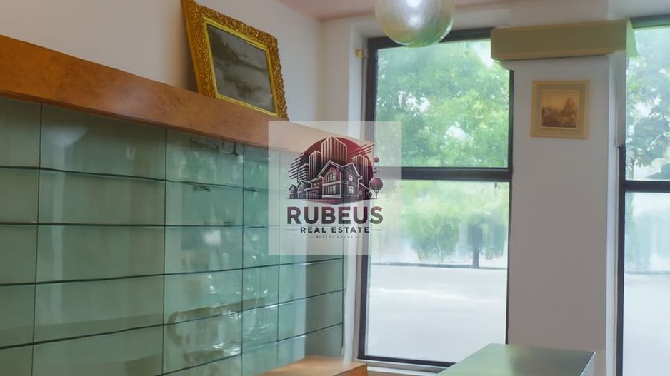 O Locație cu Istorie și Eleganță – În Centru, Pentru Afaceri Distincte - Poză 3