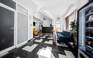 Cladire multifunctionala de vanzare – Hotel aproape de Piata Cipariu! - Poză 2