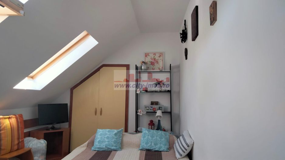 Vanzare apartament doua camere Busteni - Poză 11