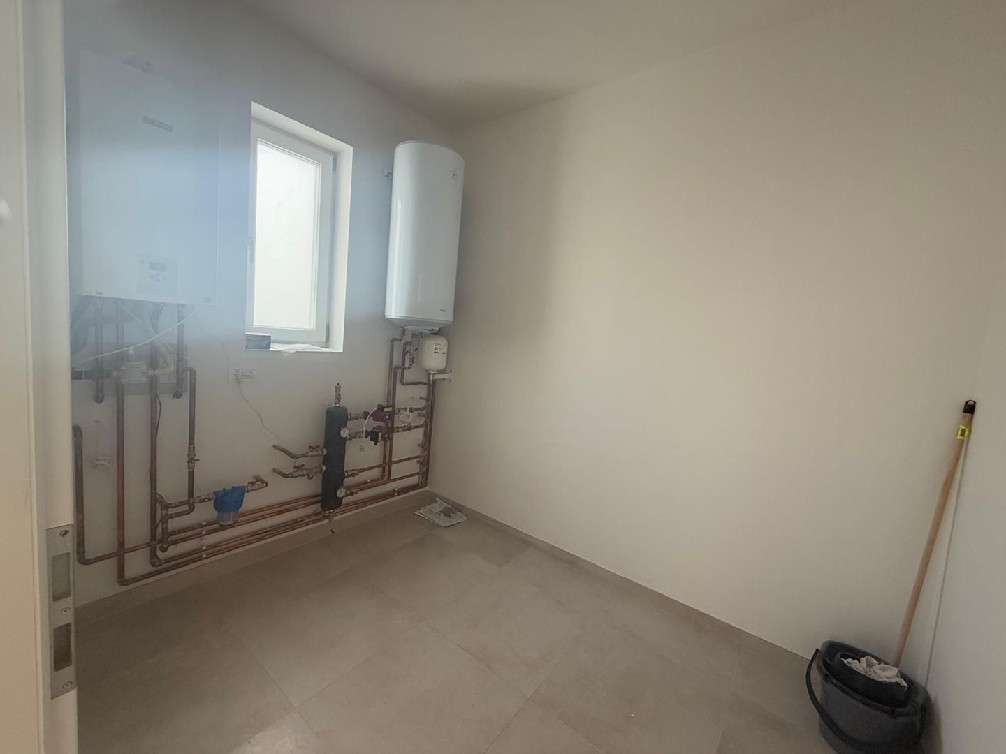 Casa individuala contemporana premium - Dumbravita - Poză 10