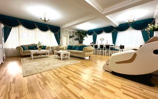 Vilă Spectaculoasă cu Piscină Privată, Dealuri Oradea, 460mp - Poză 1