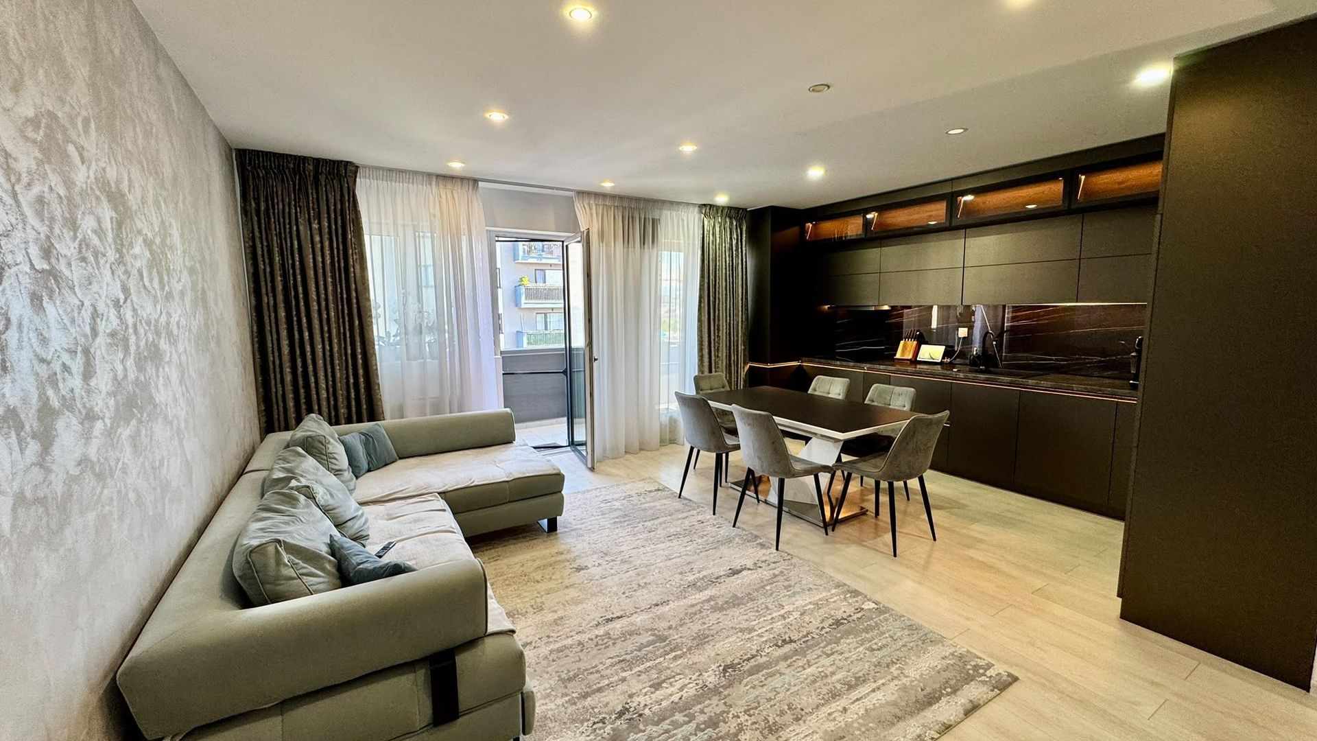 Apartament premium cu 4,5 camere  | 3 locuri de parcare subterane | Tractorul - Poză 6