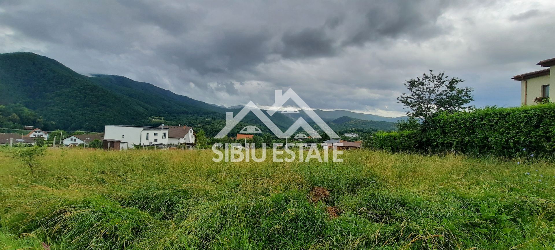 Teren casa Cisnadioara, panorama maxim - Poză 5