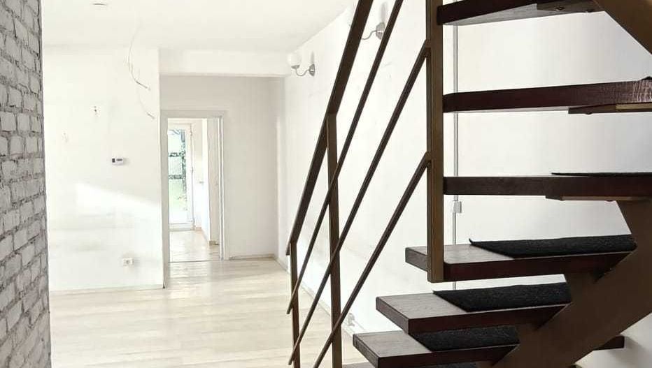 Inchiriere, vila P+M, str. Popa Nan, rond Alba Iulia - Poză 5