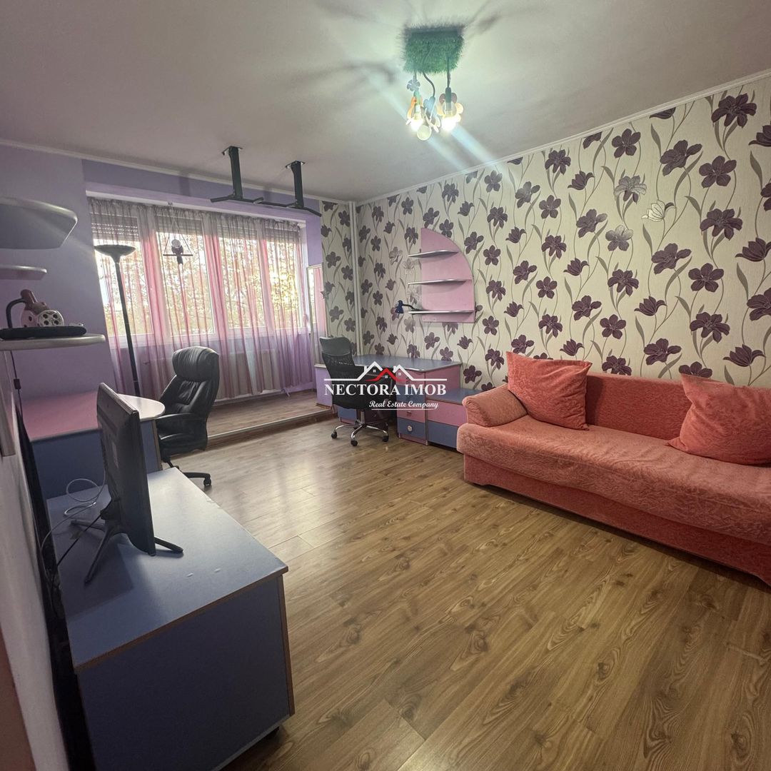NECTORA IMOB-Apartament 3 camere, Etaj 3, Zona Nufarul, PET FRIENDLY - Poză 1