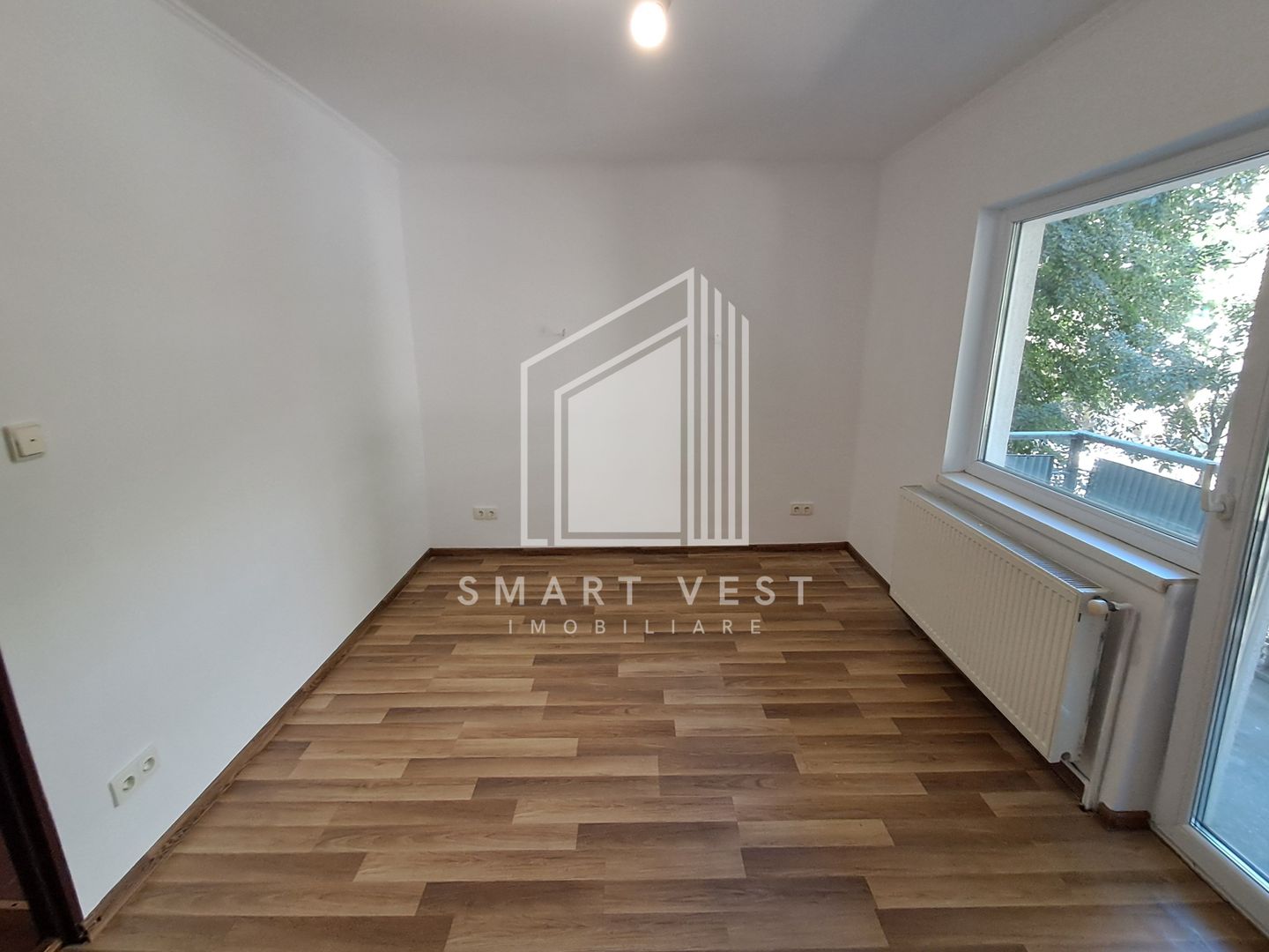 Apartament 4 camere |  Etajul 1 | Zona Micro 16 - Poză 9