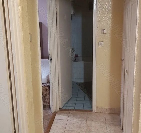 BRASADAS vinde ap 3 cam etaj 1/4 in Micro 16. - Poză 5