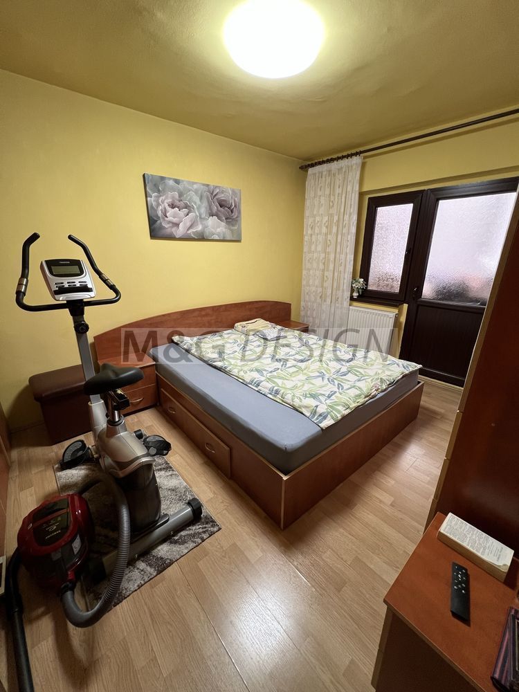 Apartament 3 Camere  Aradului etaj 2 - Poză 4