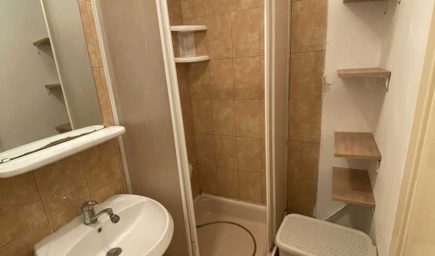 Apartament 1 camera- decomandat -etaj 2-Zona Medicinei - Poză 4