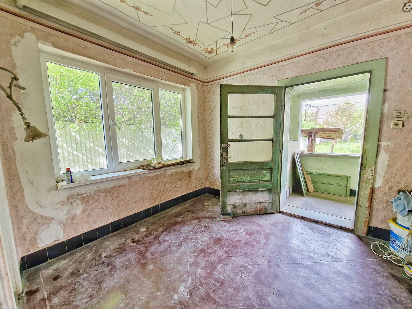 Teren spațios cu casă veche in Vlaicu - Poză 5