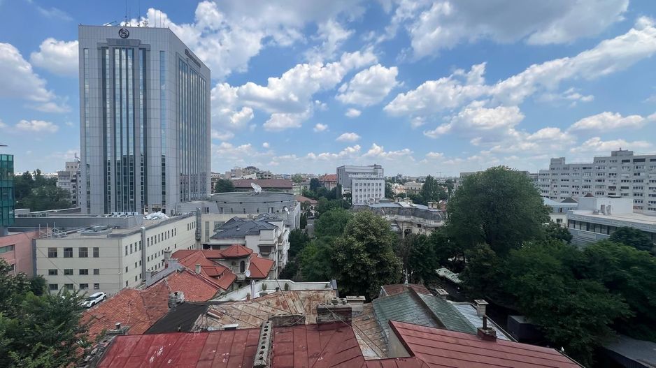 Piața Romană | 2 Camere | La un Pas de Metrou | vedere libera - Poză 1