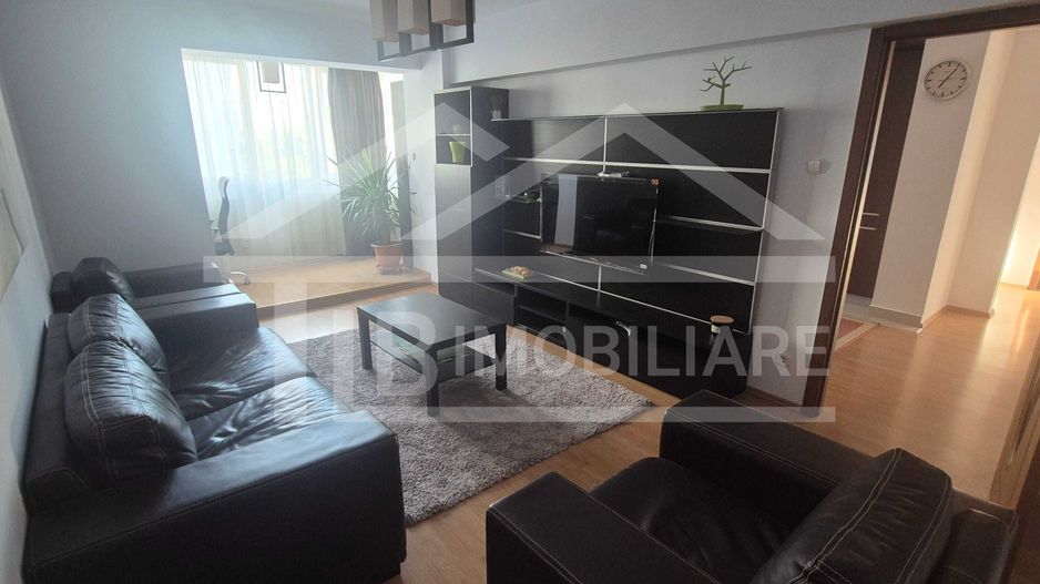 Apartament cu 3 camere, 82mp, Zona B-dul Pandurilor - Poză 1