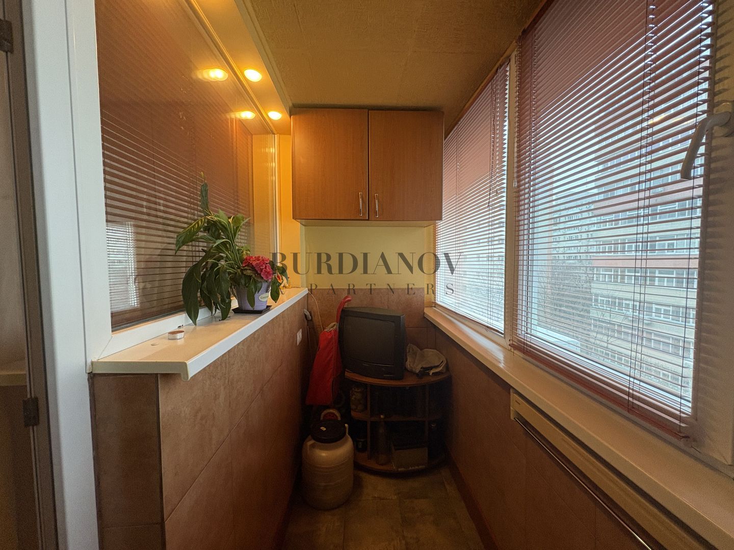 Apartament cu 3 camere - Ferdinand- Str. Avrig - Metrou Piața Iancului - Poză 16