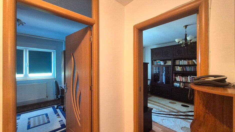 Centru Civic, apartament decomandat, ideal pentru un cuplu, pet friendly - Poză 15